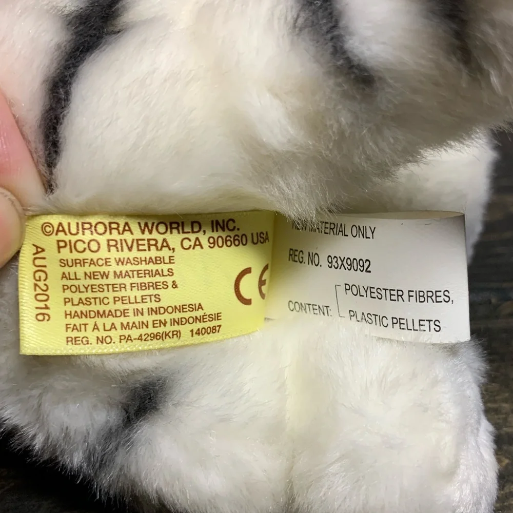 Miyoni by Aurora White Tiger Plush - Picture 8 of 9